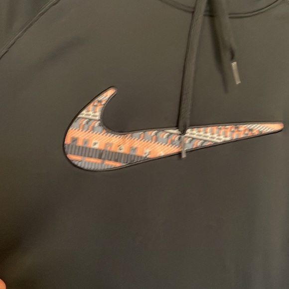 NIKE | Therma-Fit Black Hoodie With Thumb Holes. Fits more like a medium. - Picture 4 of 7